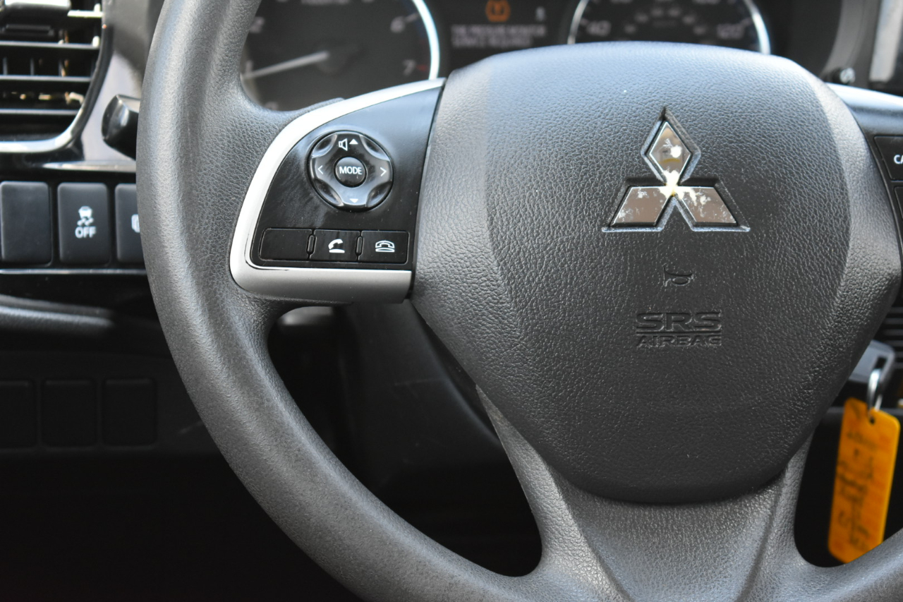 Mitsubishi Outlander ES 2WD 2018