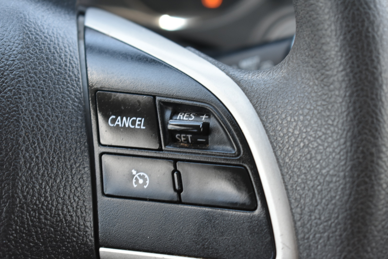 Mitsubishi Outlander ES 2WD 2018