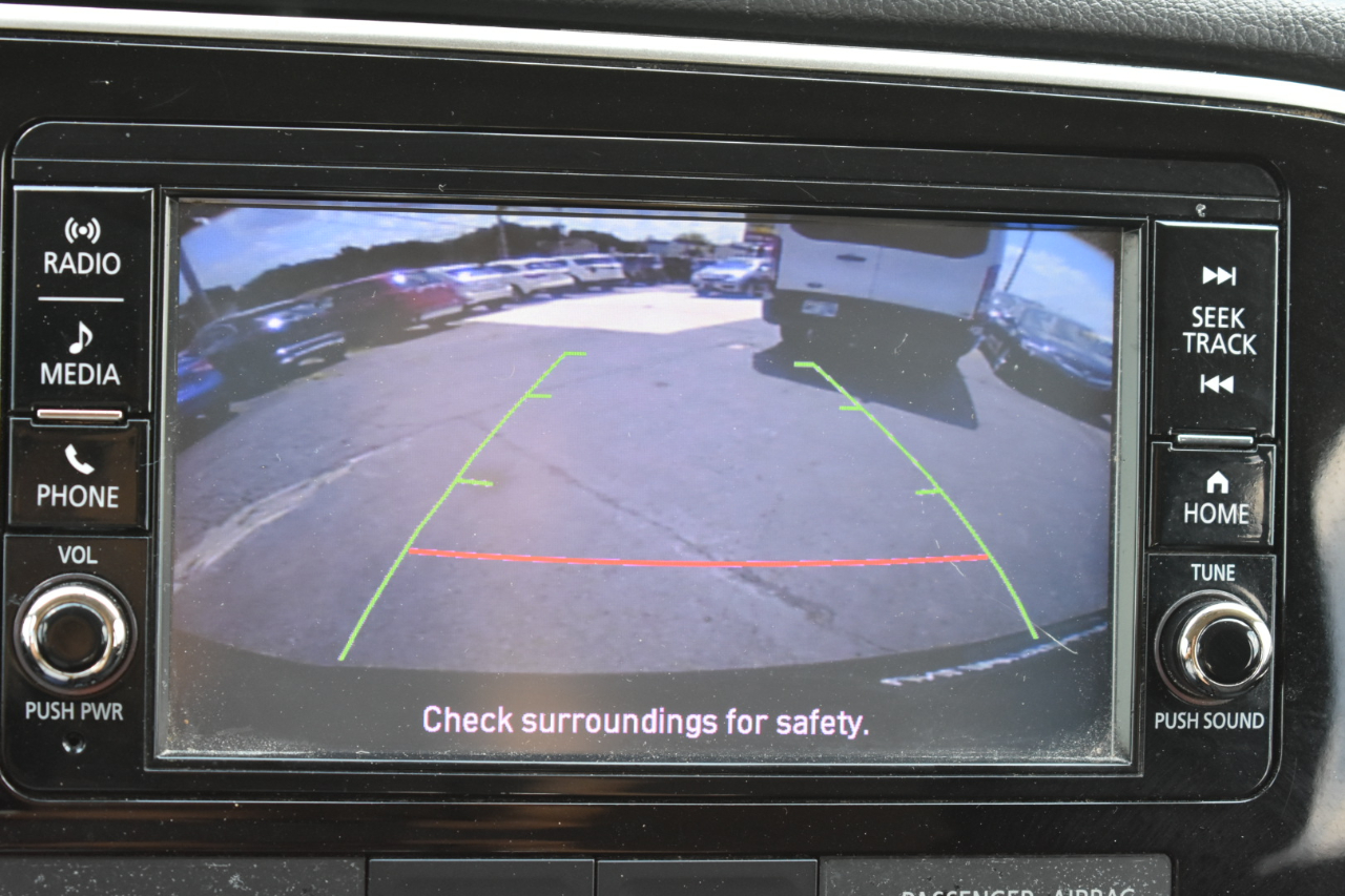 Mitsubishi Outlander ES 2WD 2018