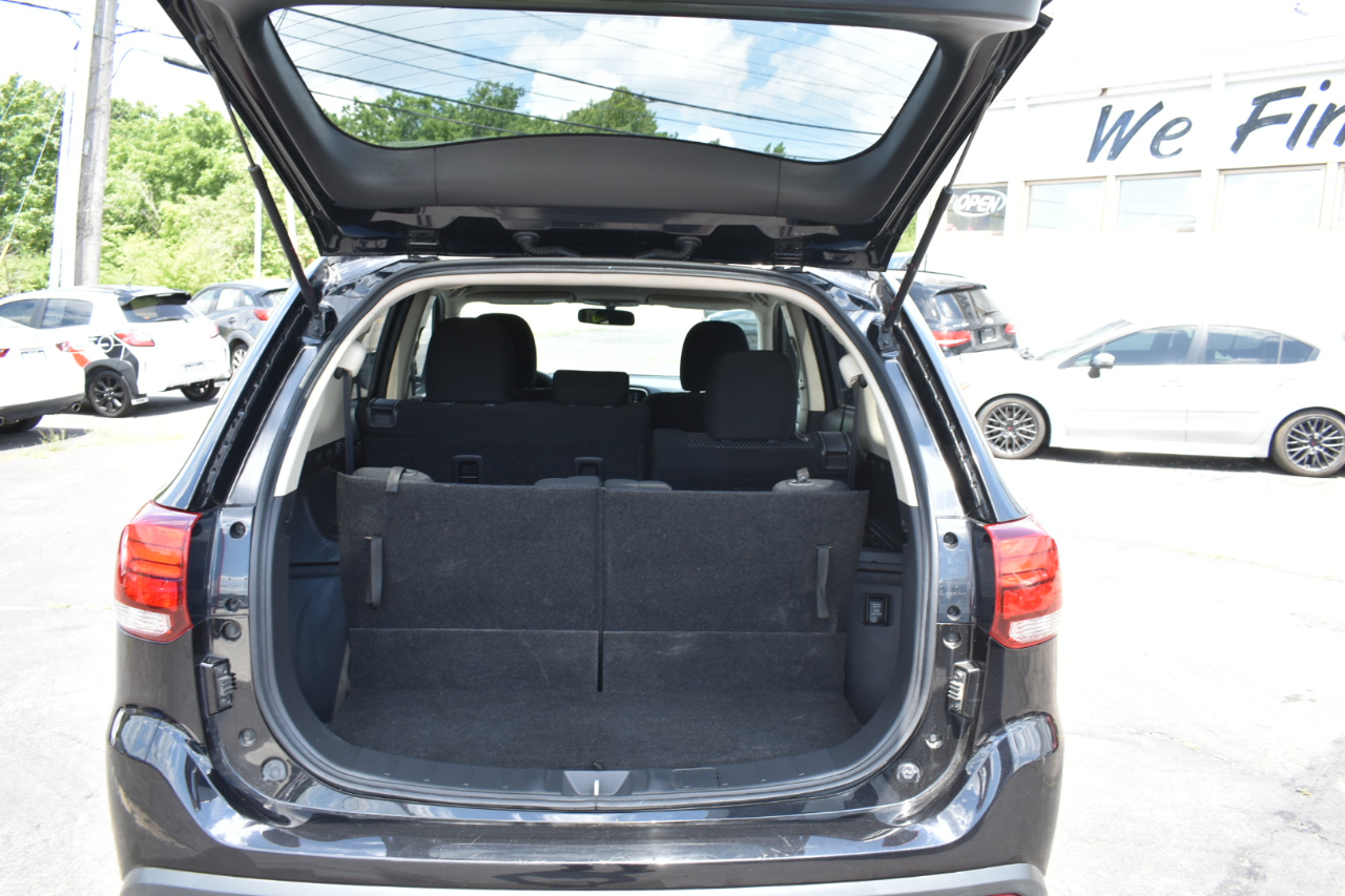 Mitsubishi Outlander ES 2WD 2018