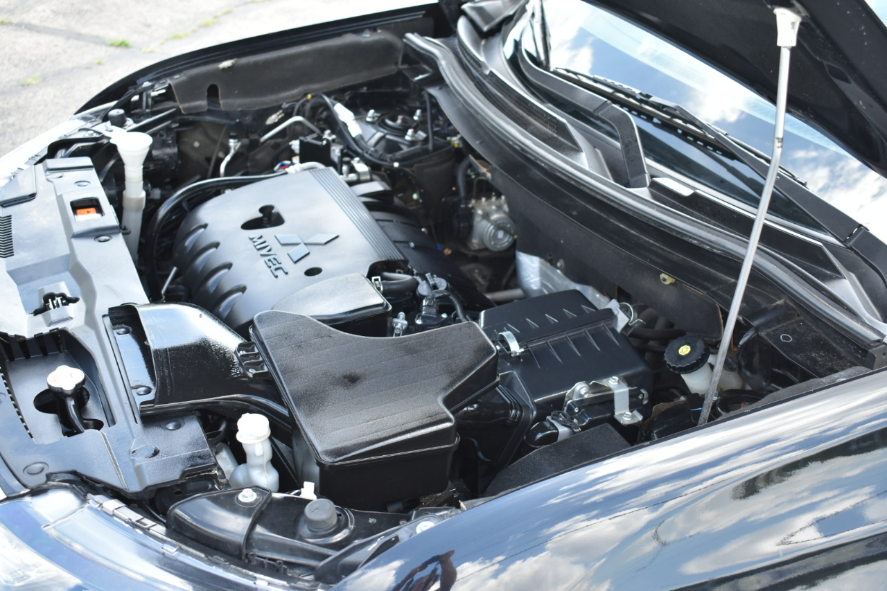 Mitsubishi Outlander ES 2WD 2018