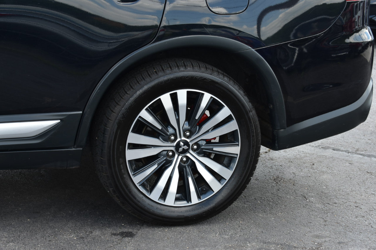 Mitsubishi Outlander ES 2WD 2018