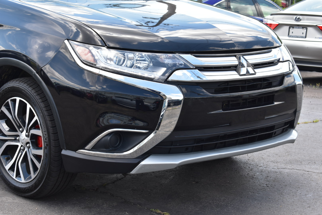 Mitsubishi Outlander ES 2WD 2018