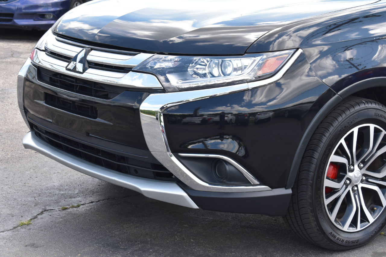 Mitsubishi Outlander ES 2WD 2018
