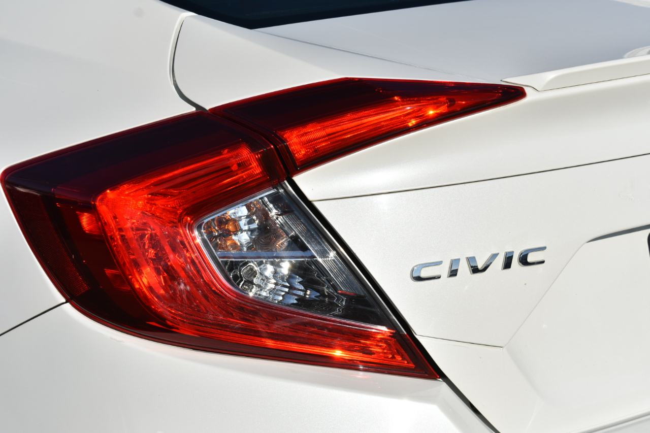 Honda Civic EX-TL Sedan CVT 2018