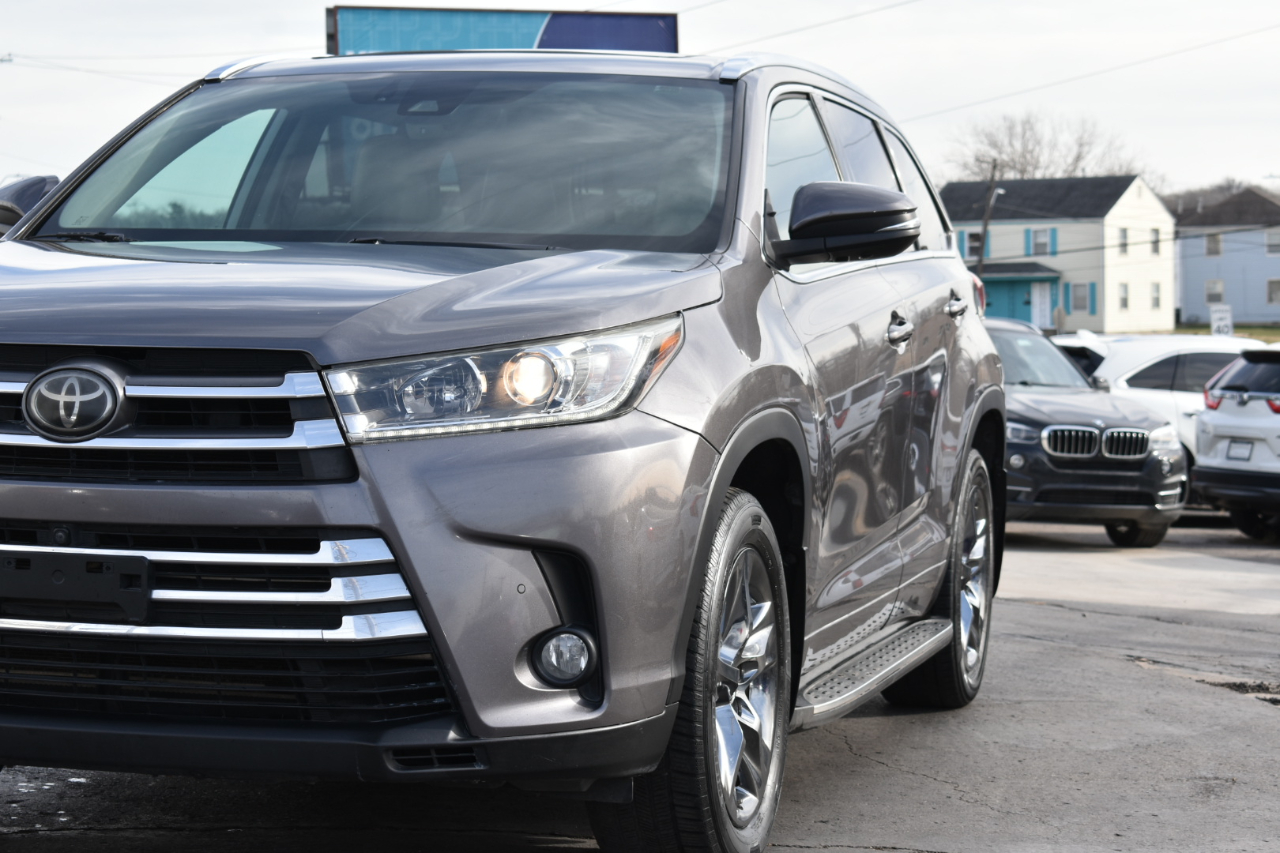 Toyota Highlander Limited FWD V6 2018