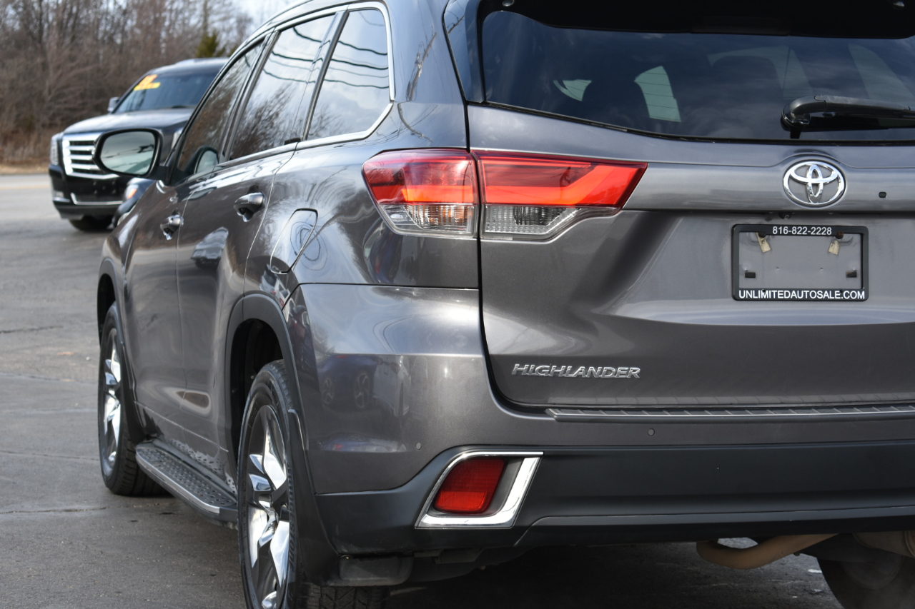 Toyota Highlander Limited FWD V6 2018