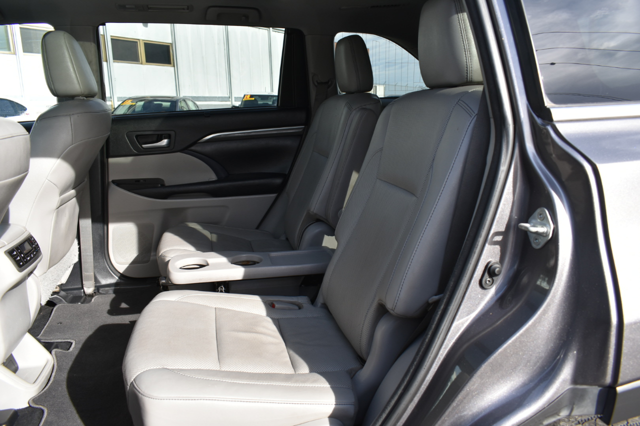 Toyota Highlander Limited FWD V6 2018