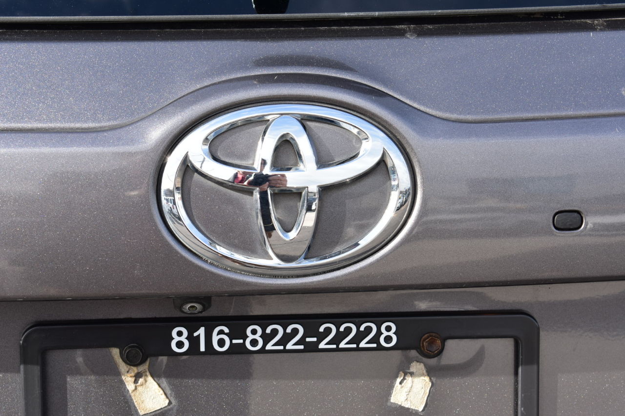 Toyota Highlander Limited FWD V6 2018