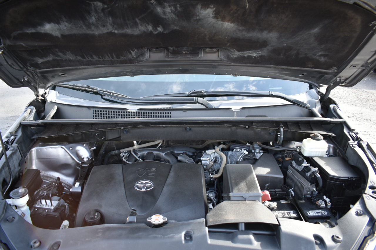 Toyota Highlander Limited FWD V6 2018