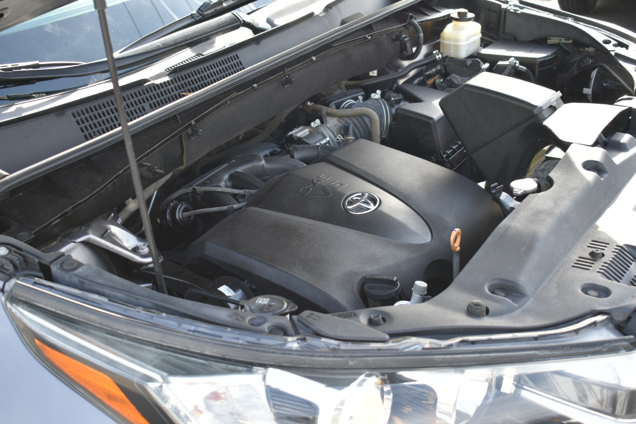 Toyota Highlander Limited FWD V6 2018