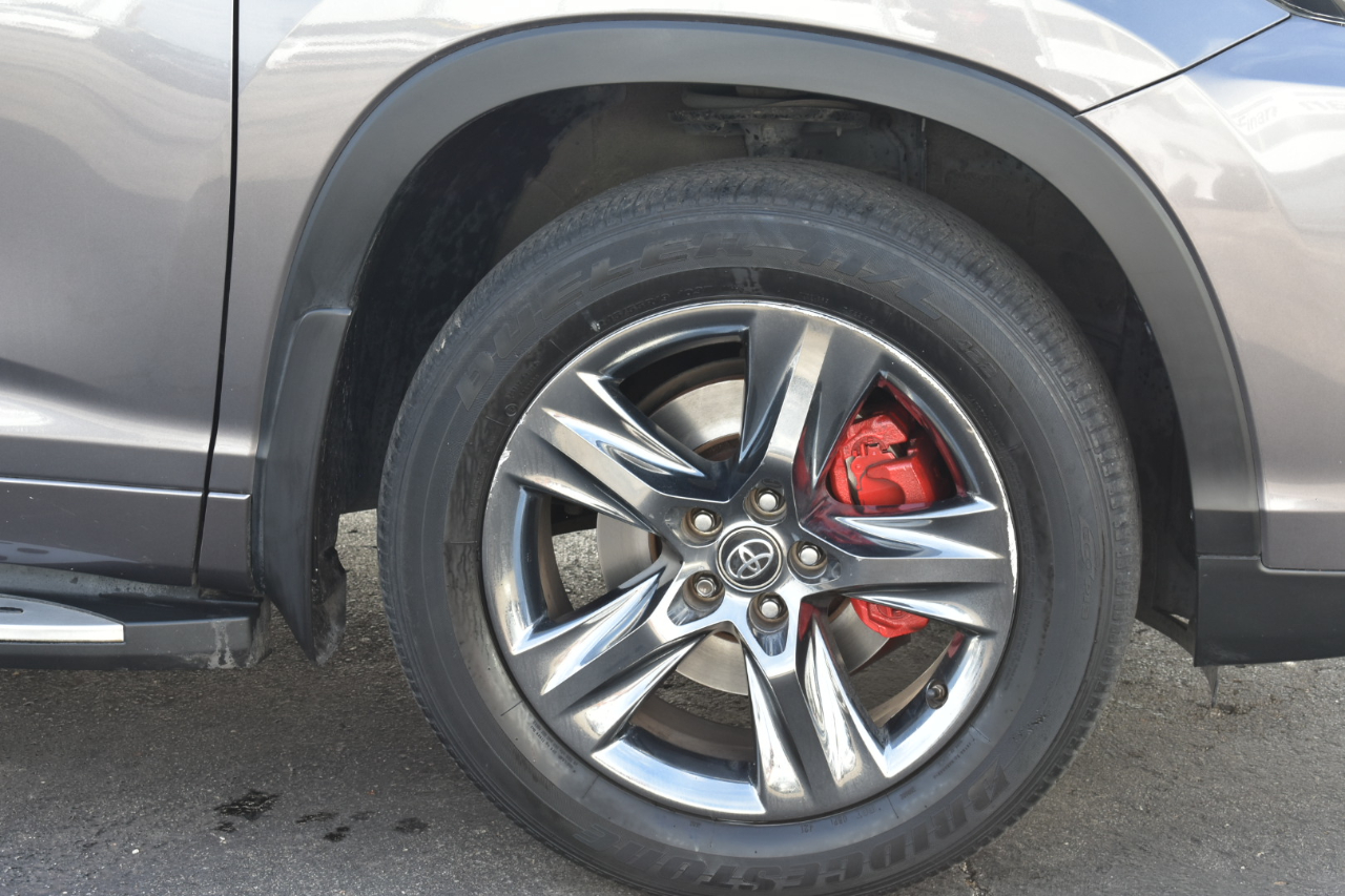 Toyota Highlander Limited FWD V6 2018