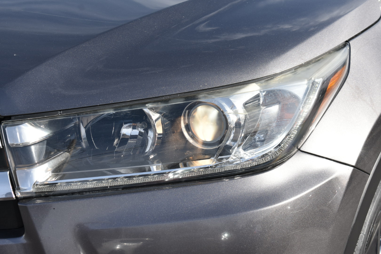 Toyota Highlander Limited FWD V6 2018