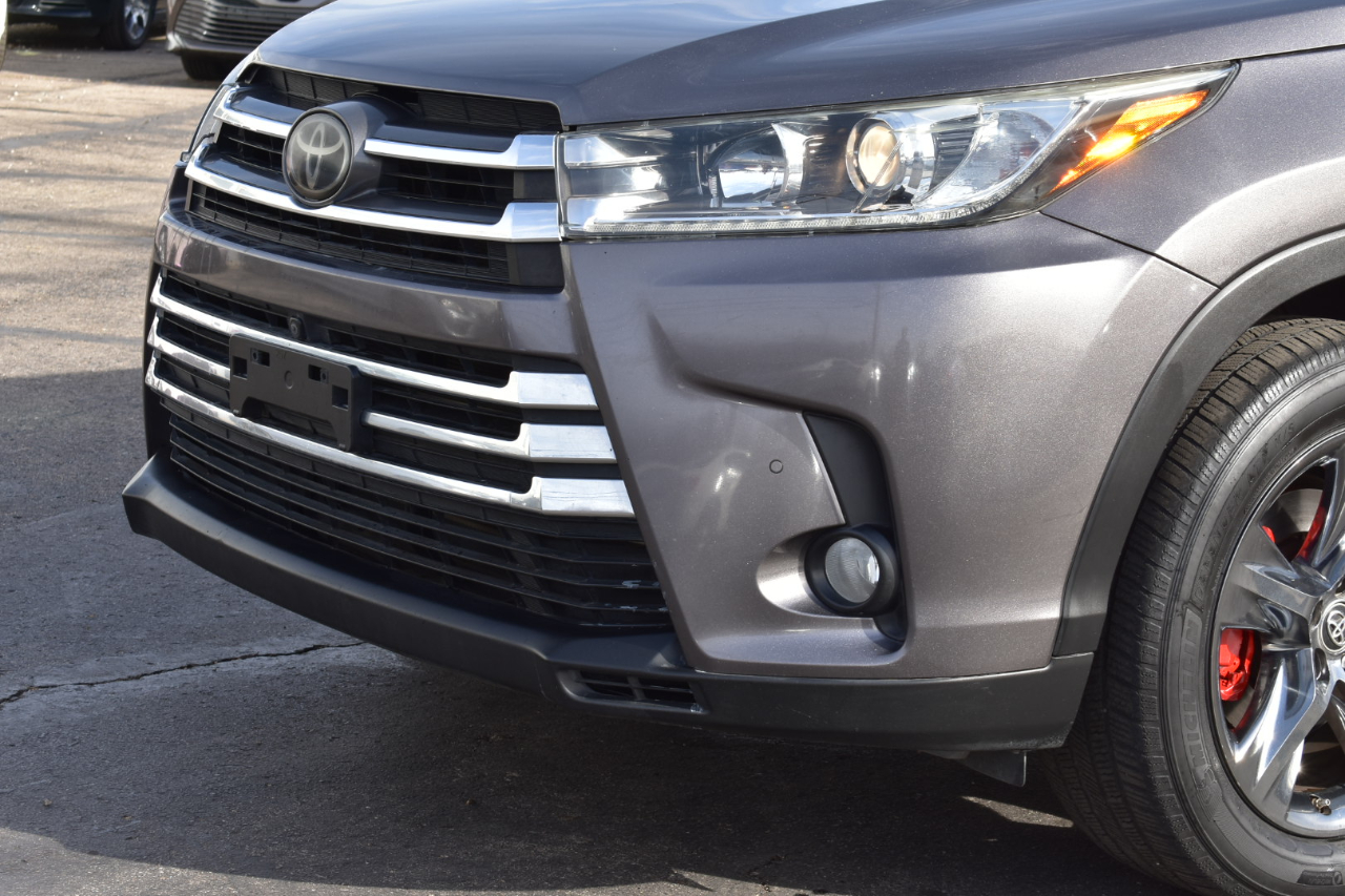 Toyota Highlander Limited FWD V6 2018