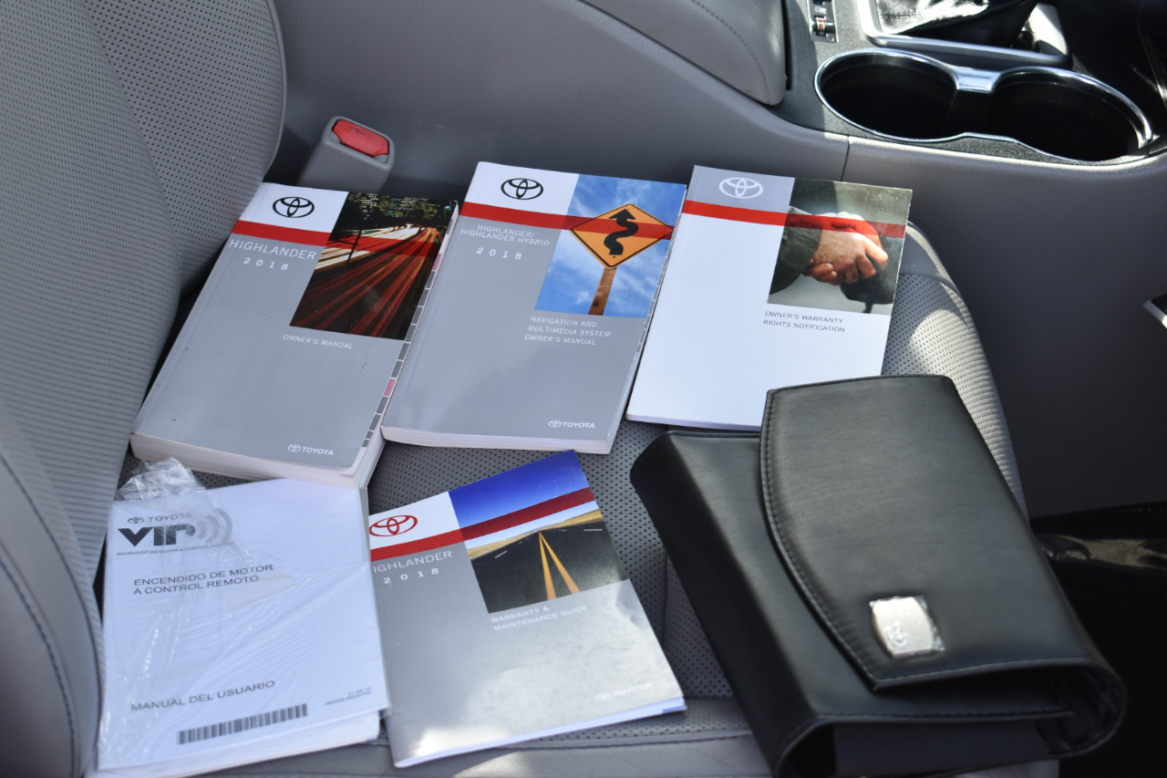 Toyota Highlander Limited FWD V6 2018