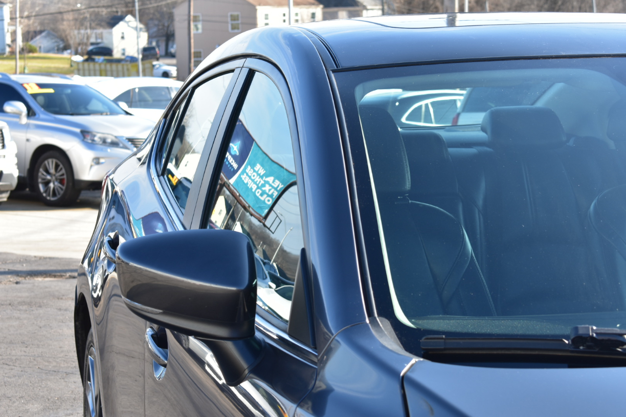 Mazda MAZDA3 s Touring AT 4-Door 2018