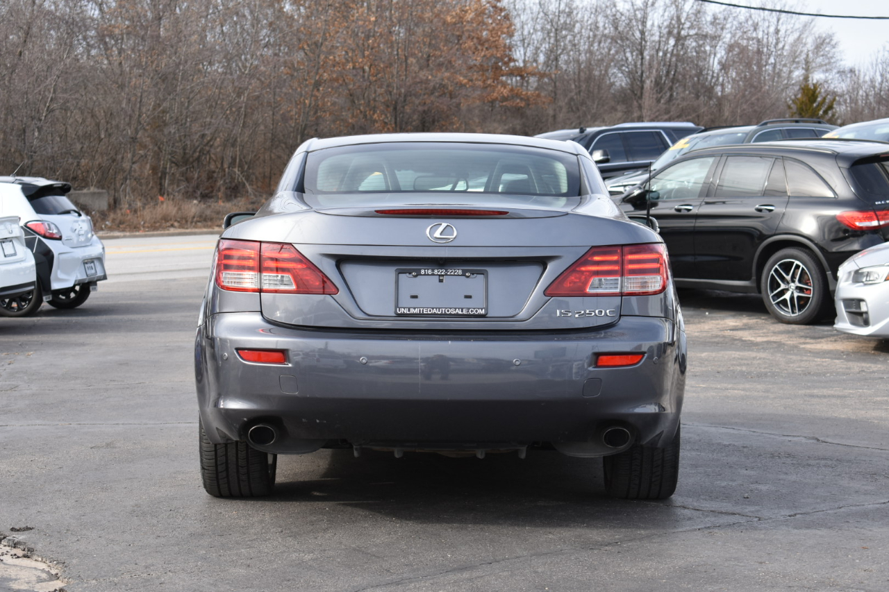 Lexus IS C 250 2012