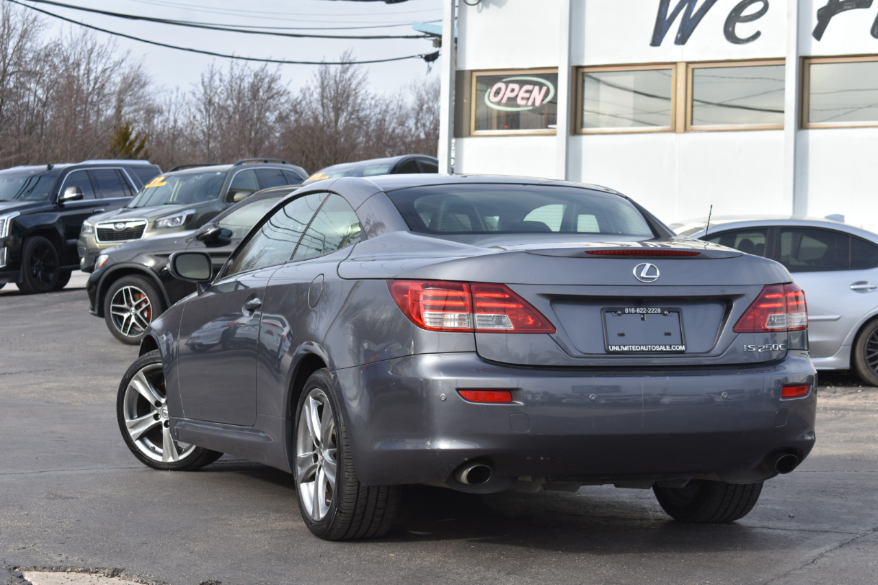 Lexus IS C 250 2012