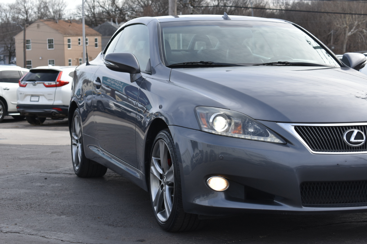 Lexus IS C 250 2012