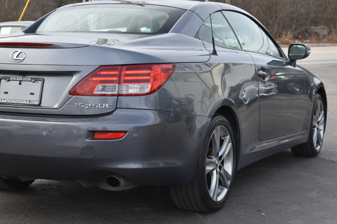Lexus IS C 250 2012