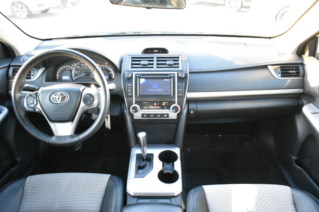 Toyota Camry SE Sport 4D Sedan 2013