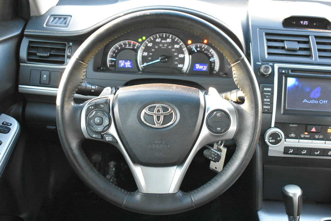 Toyota Camry SE Sport 4D Sedan 2013