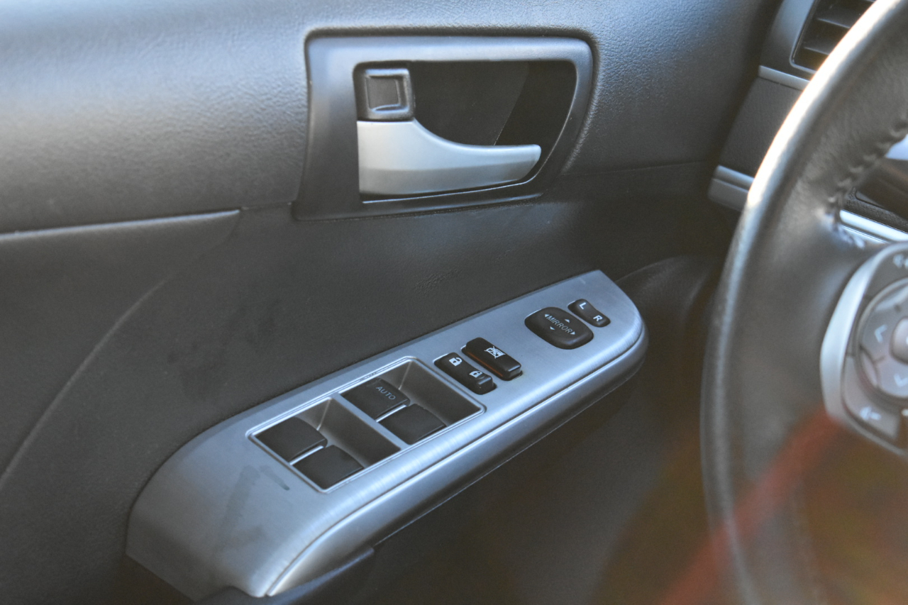 Toyota Camry SE Sport 4D Sedan 2013