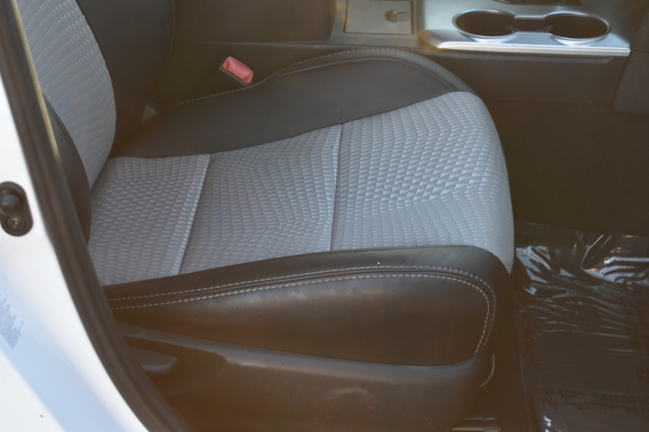 Toyota Camry SE Sport 4D Sedan 2013