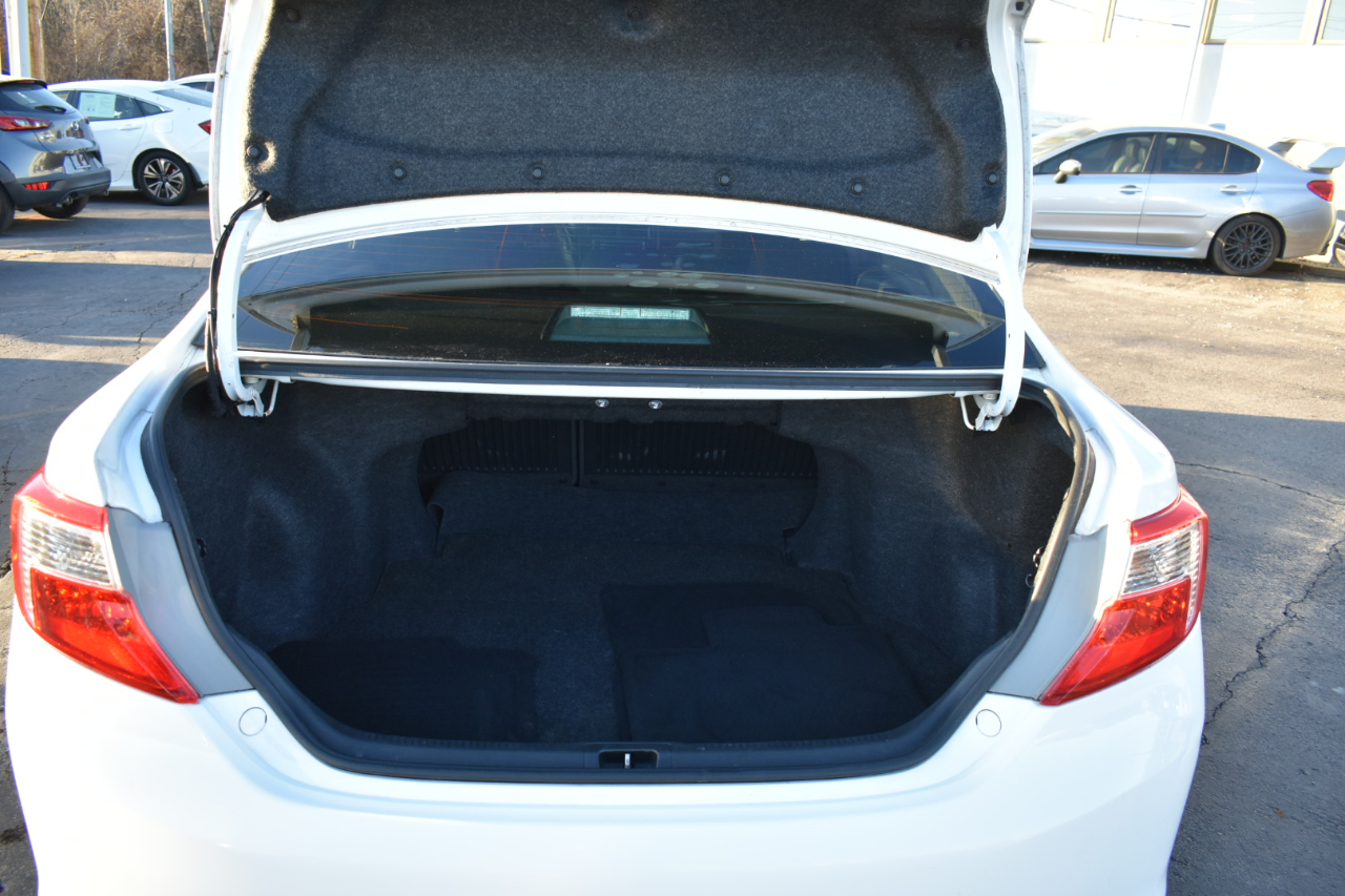 Toyota Camry SE Sport 4D Sedan 2013