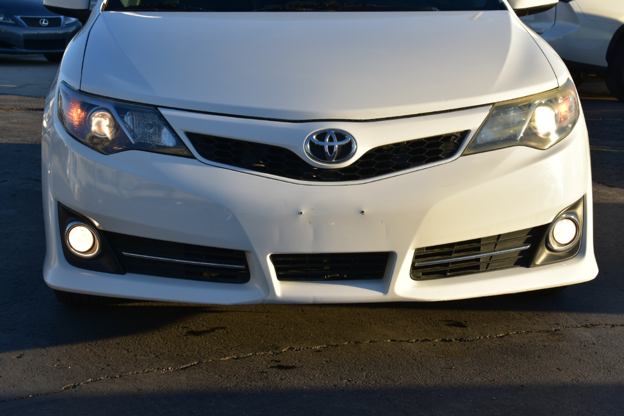 Toyota Camry SE Sport 4D Sedan 2013
