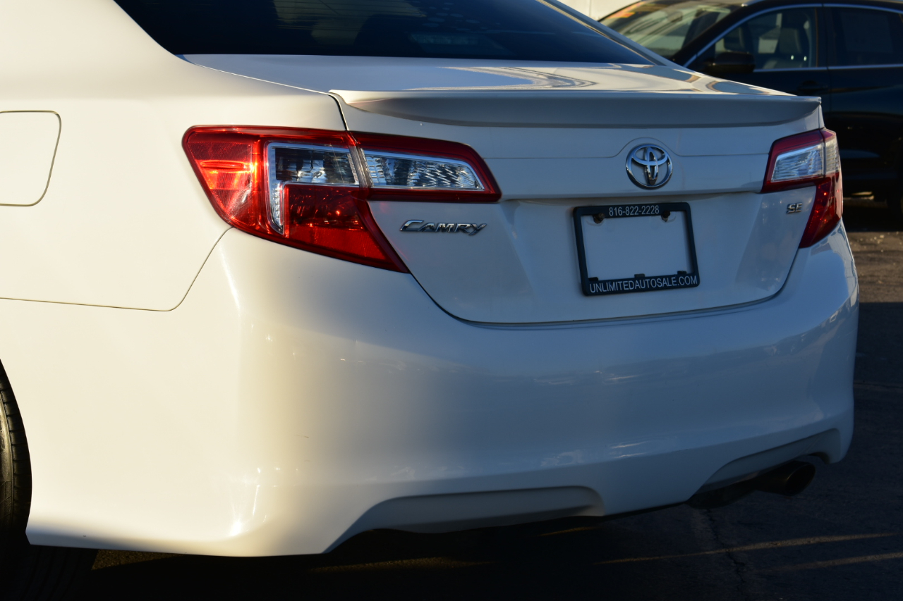 Toyota Camry SE Sport 4D Sedan 2013