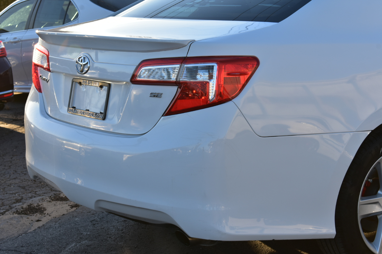 Toyota Camry SE Sport 4D Sedan 2013