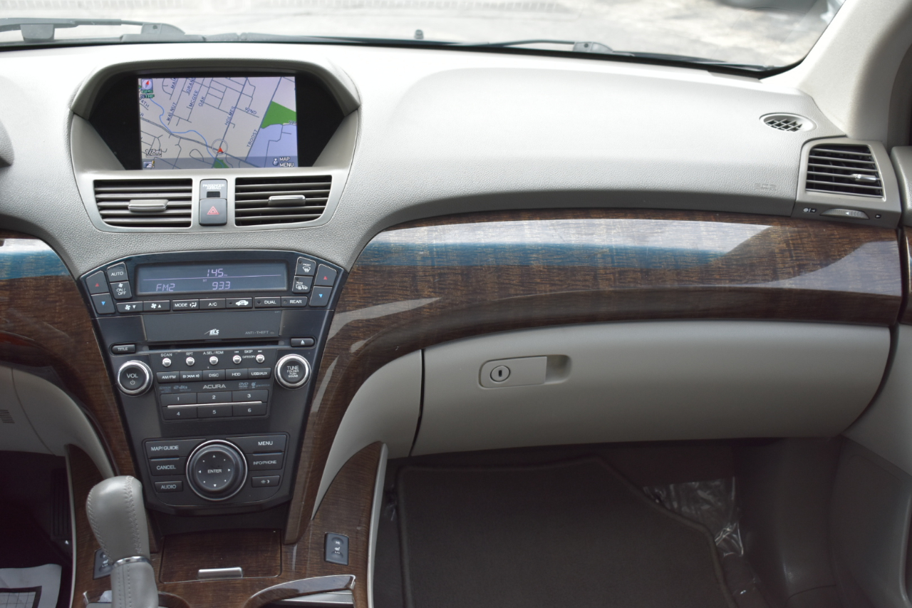 Acura MDX 6-Spd AT w/Tech Package 2013