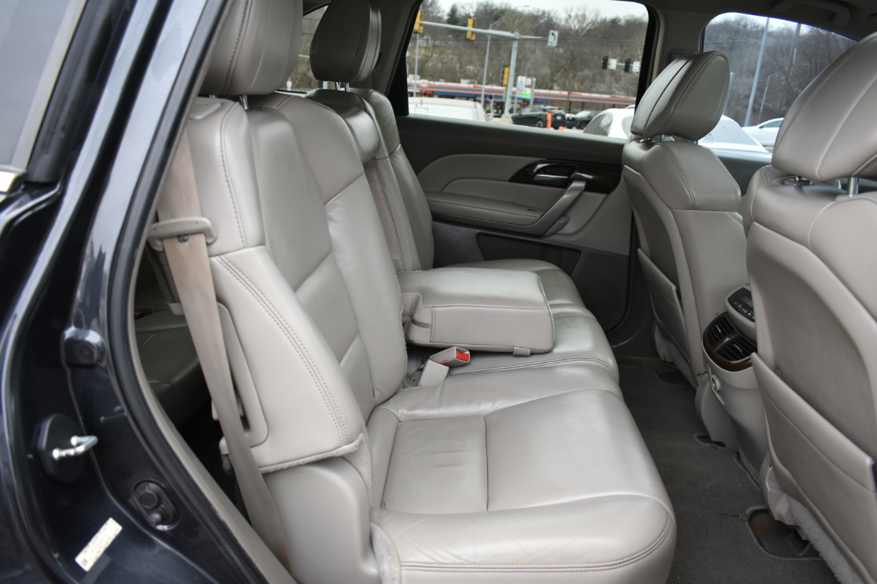 Acura MDX 6-Spd AT w/Tech Package 2013