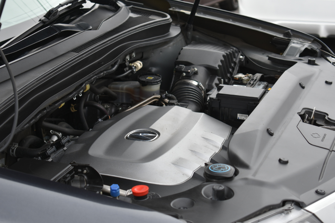 Acura MDX 6-Spd AT w/Tech Package 2013