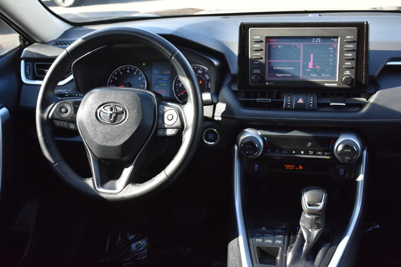 Toyota RAV4 XLE Premium AWD 2021