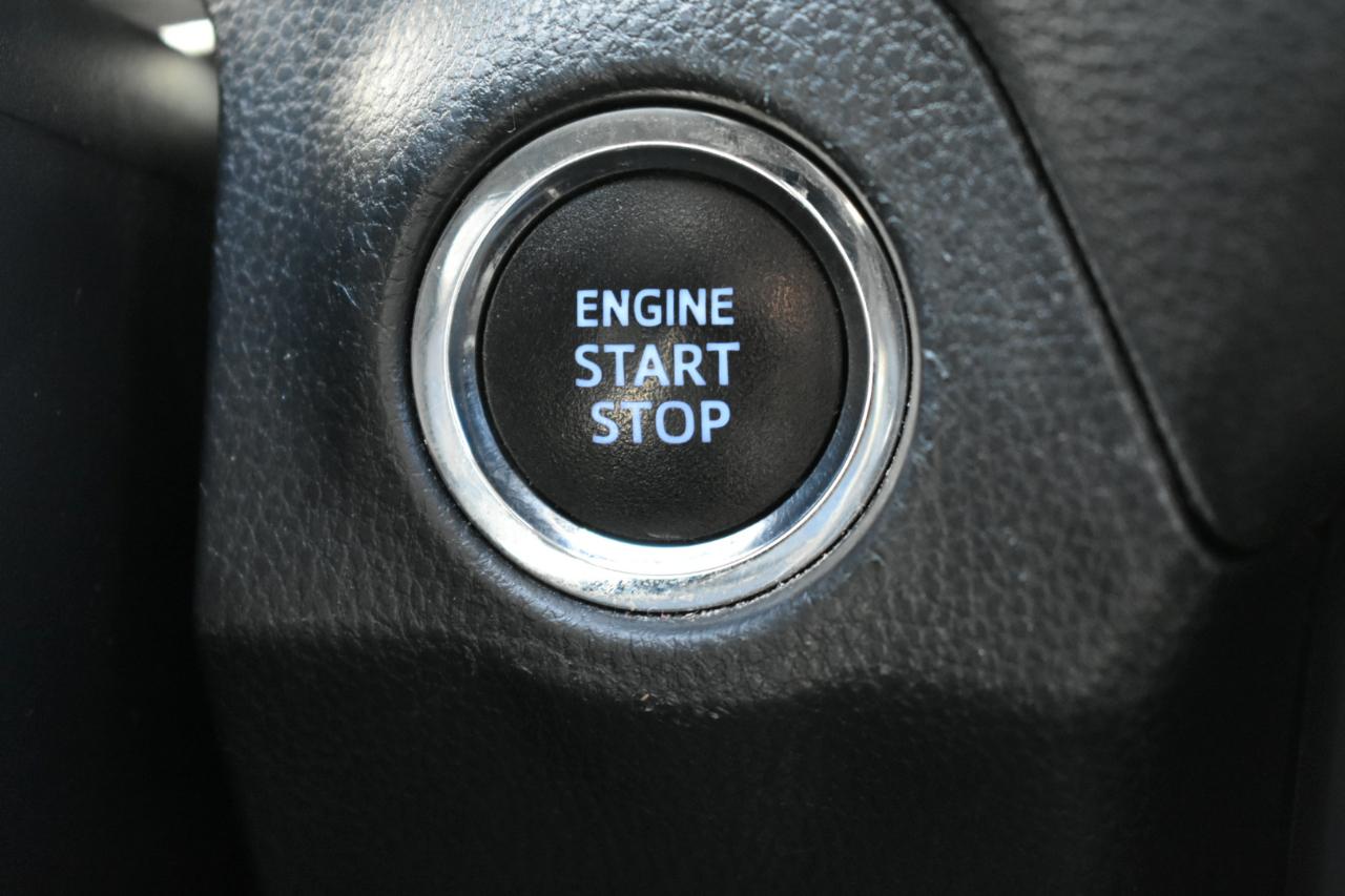 Toyota RAV4 XLE Premium AWD 2021