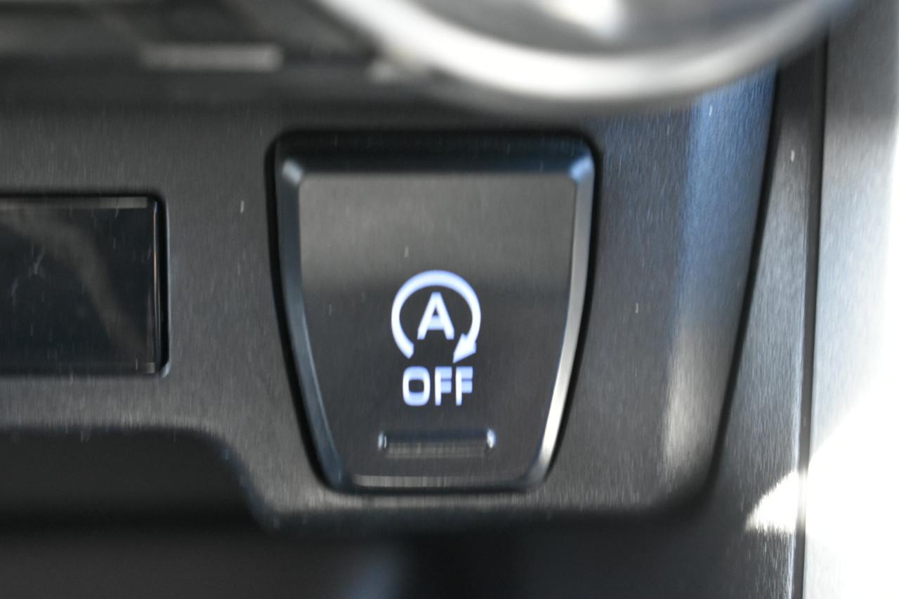 Toyota RAV4 XLE Premium AWD 2021