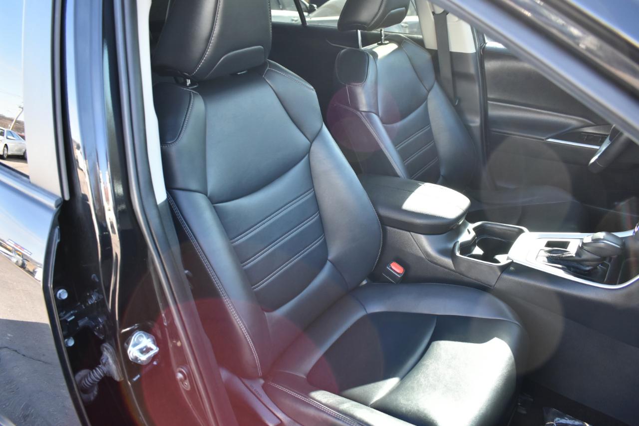 Toyota RAV4 XLE Premium AWD 2021