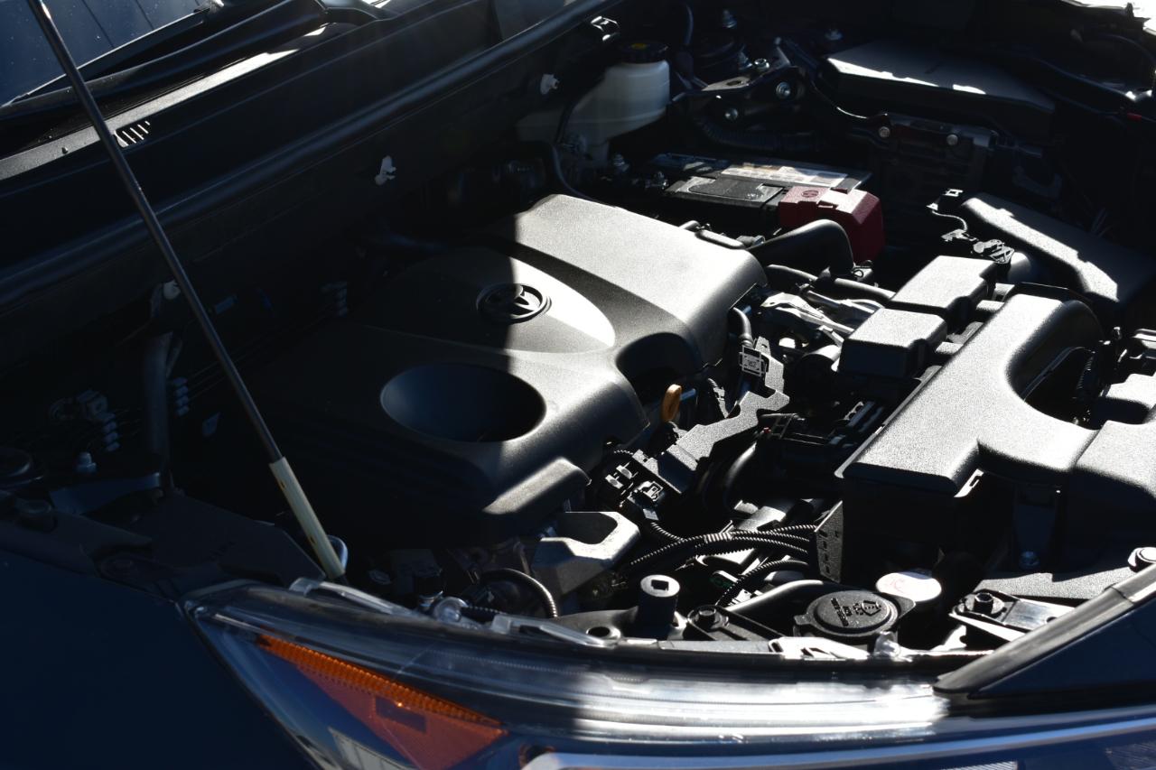 Toyota RAV4 XLE Premium AWD 2021