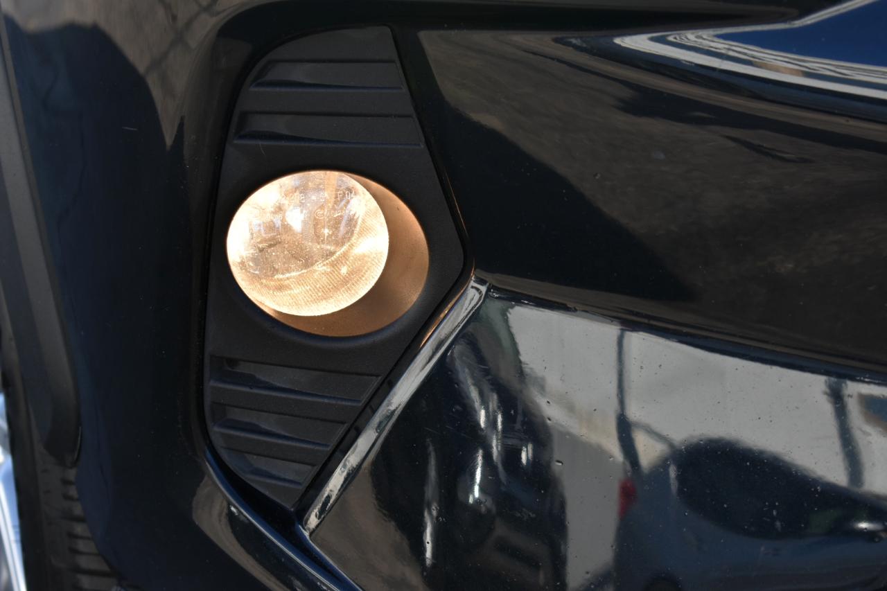 Toyota RAV4 XLE Premium AWD 2021