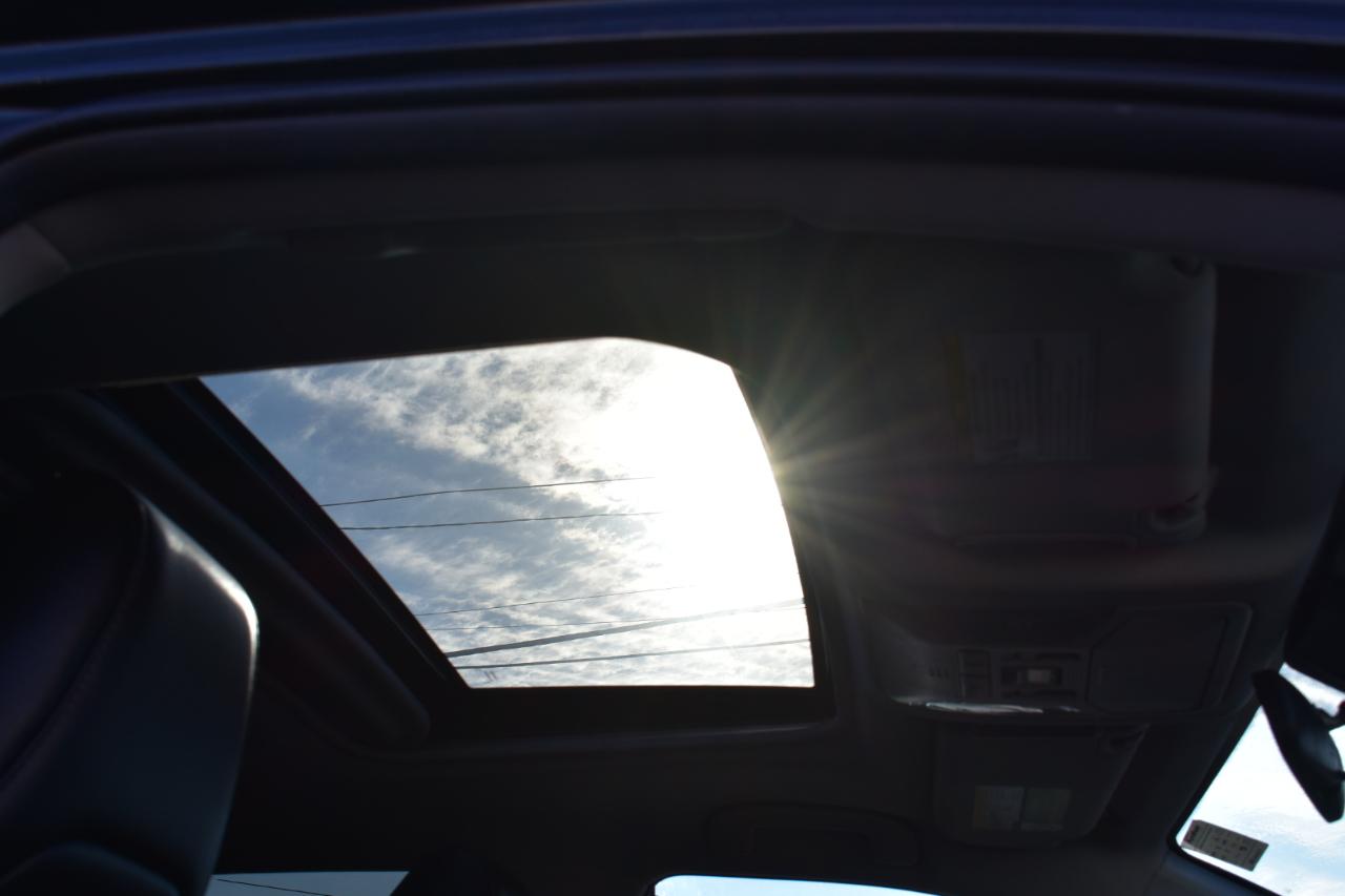 Toyota RAV4 XLE Premium AWD 2021