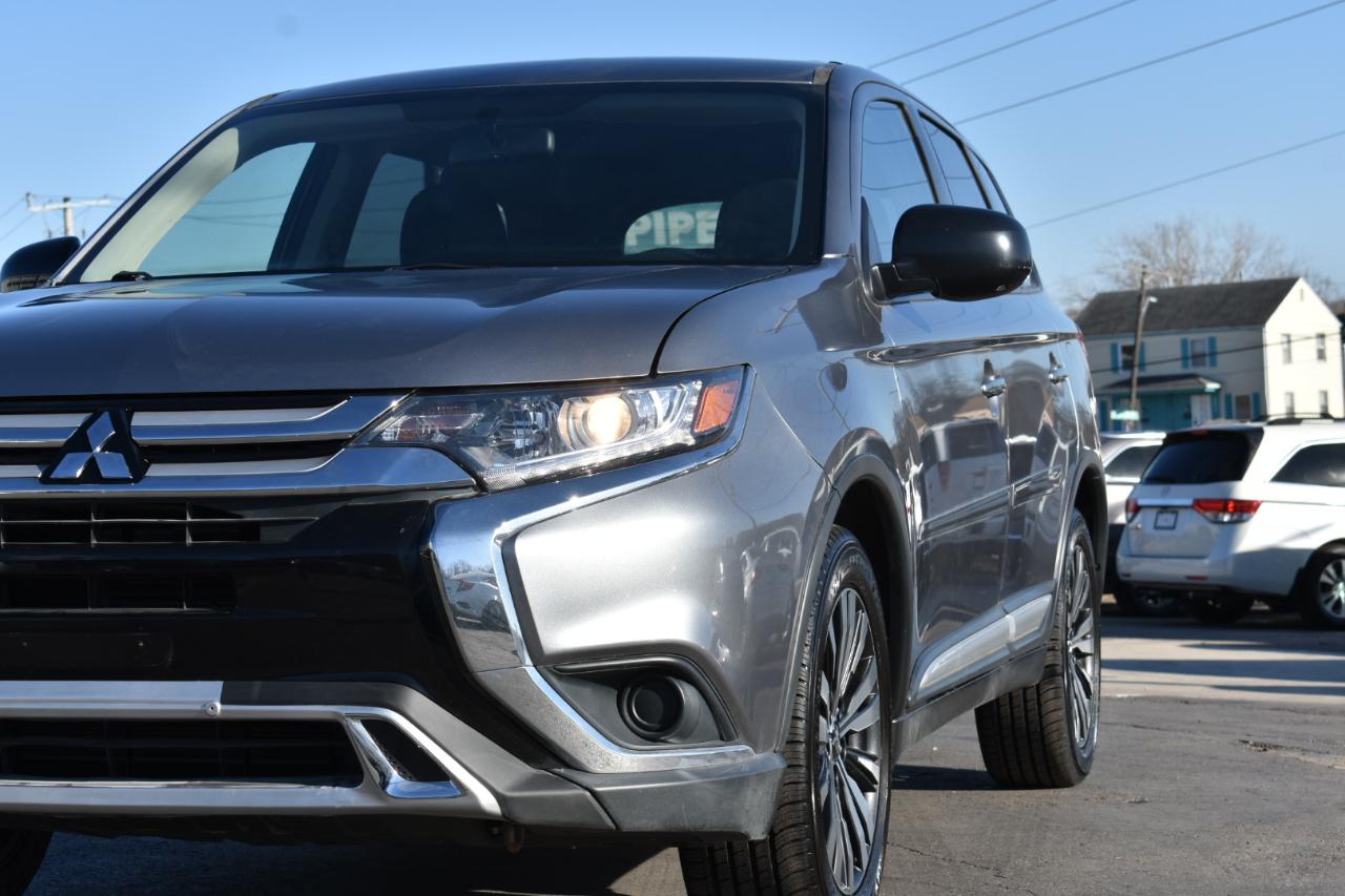 Mitsubishi Outlander ES 2WD 2019