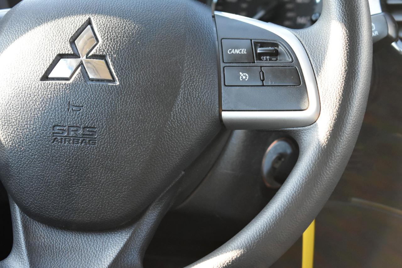 Mitsubishi Outlander ES 2WD 2019