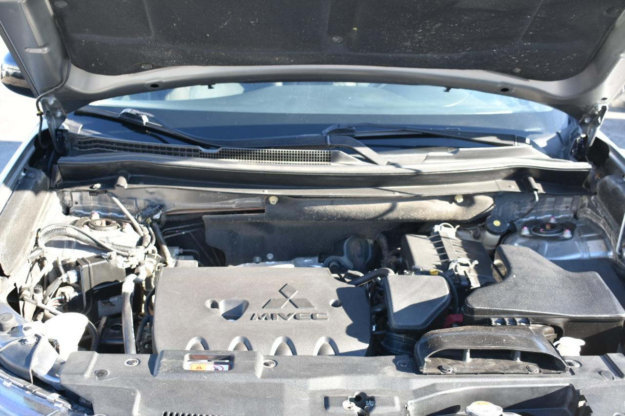 Mitsubishi Outlander ES 2WD 2019