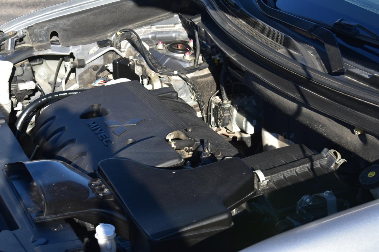 Mitsubishi Outlander ES 2WD 2019