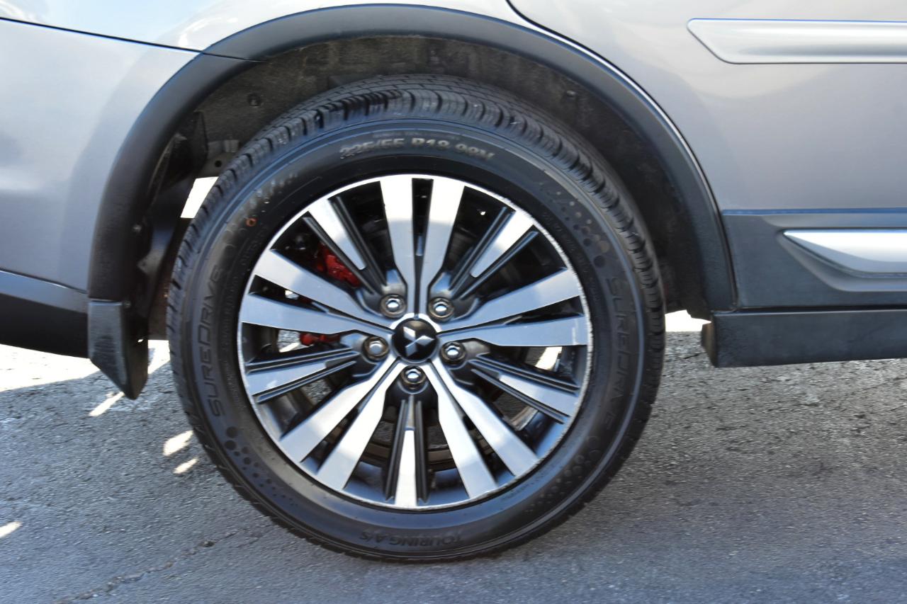 Mitsubishi Outlander ES 2WD 2019