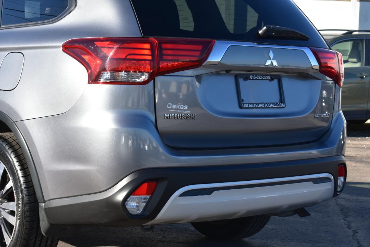 Mitsubishi Outlander ES 2WD 2019