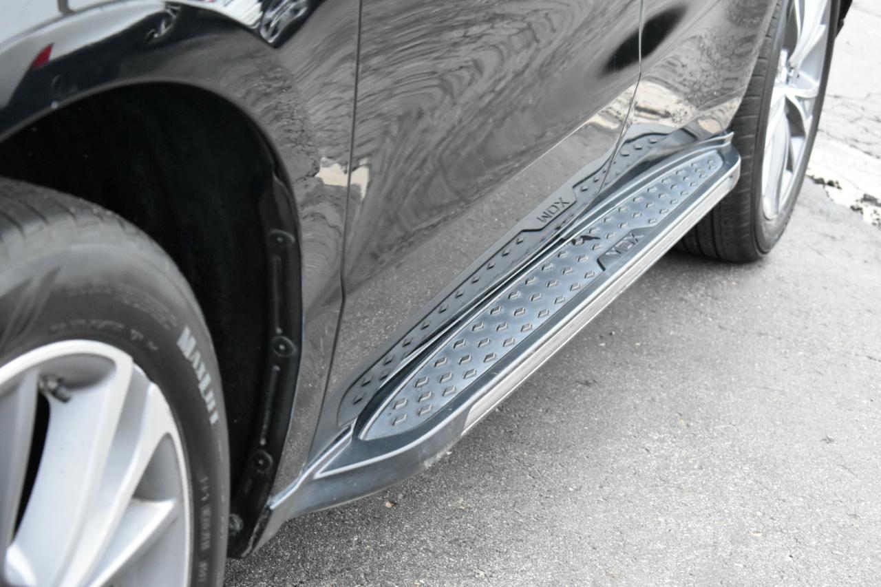 Acura MDX 9-Spd AT w/Tech Package 2017