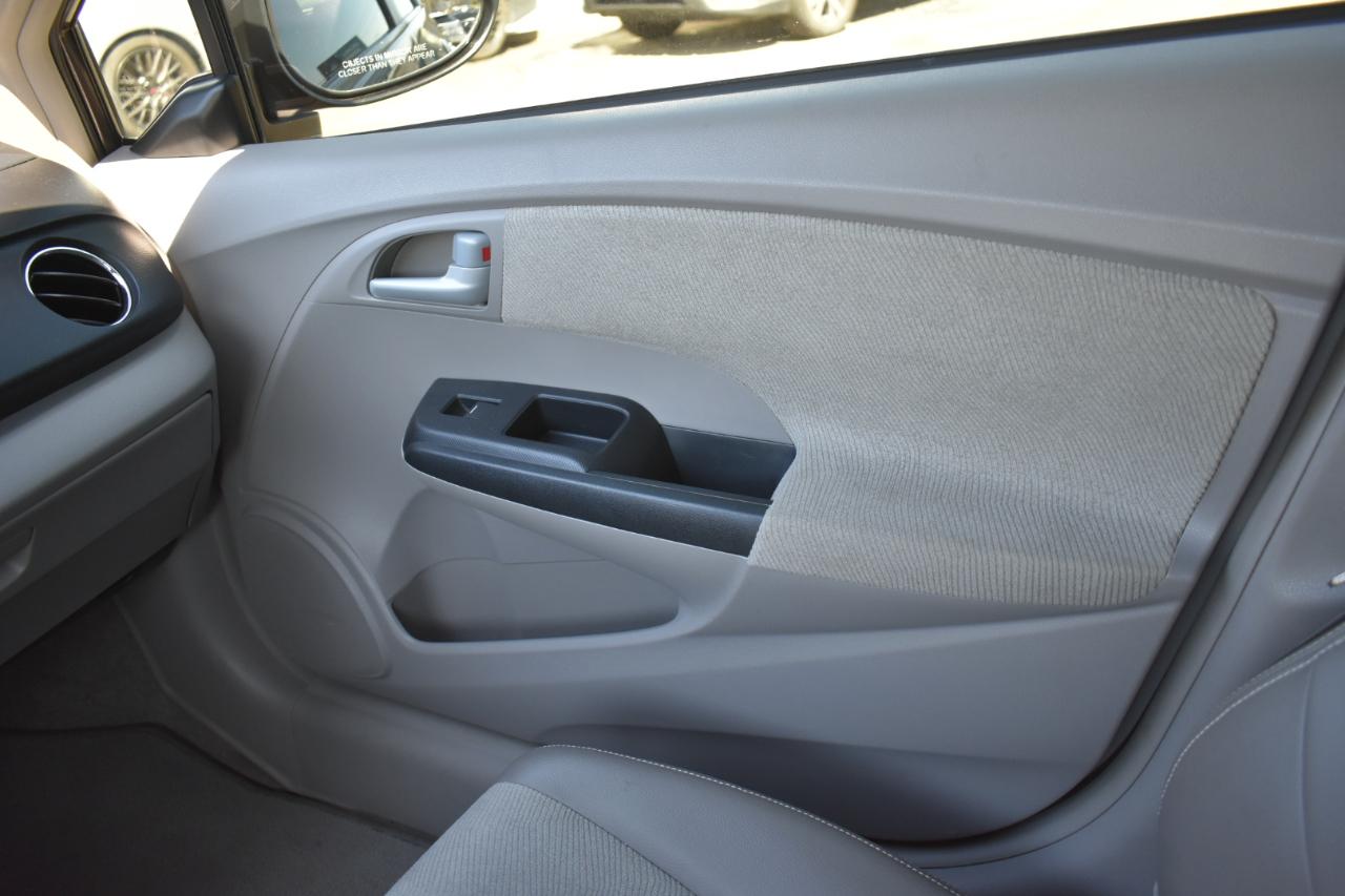 Honda Insight EX 4D Hatchback 2013